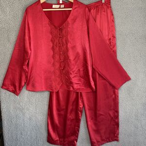 Vintage Victoria’s Secret Gold Label Red Pajama Set L/S Satin Pants Sz Large